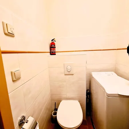 Seeloewe 1 Apartman *